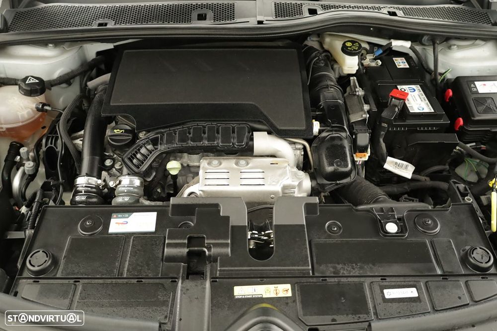 Citroën C4 1.2 PureTech Plus EAT8 - 24