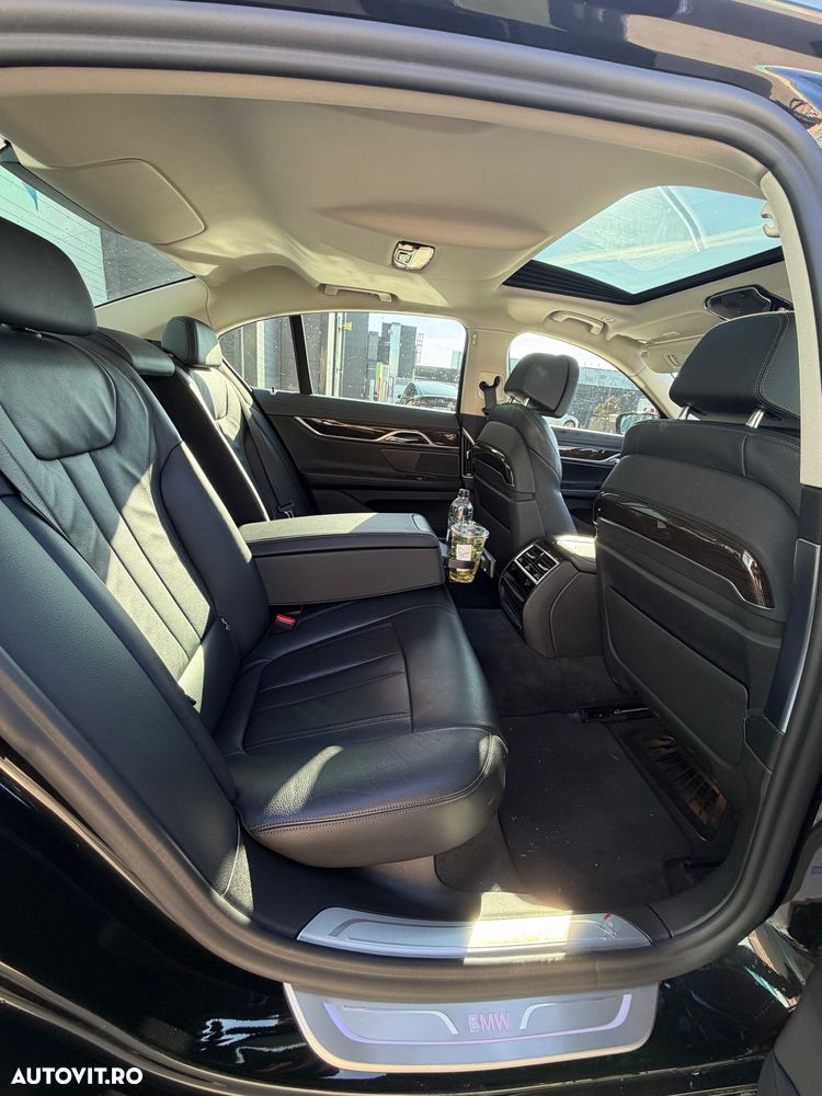 BMW Seria 7 730d - 10