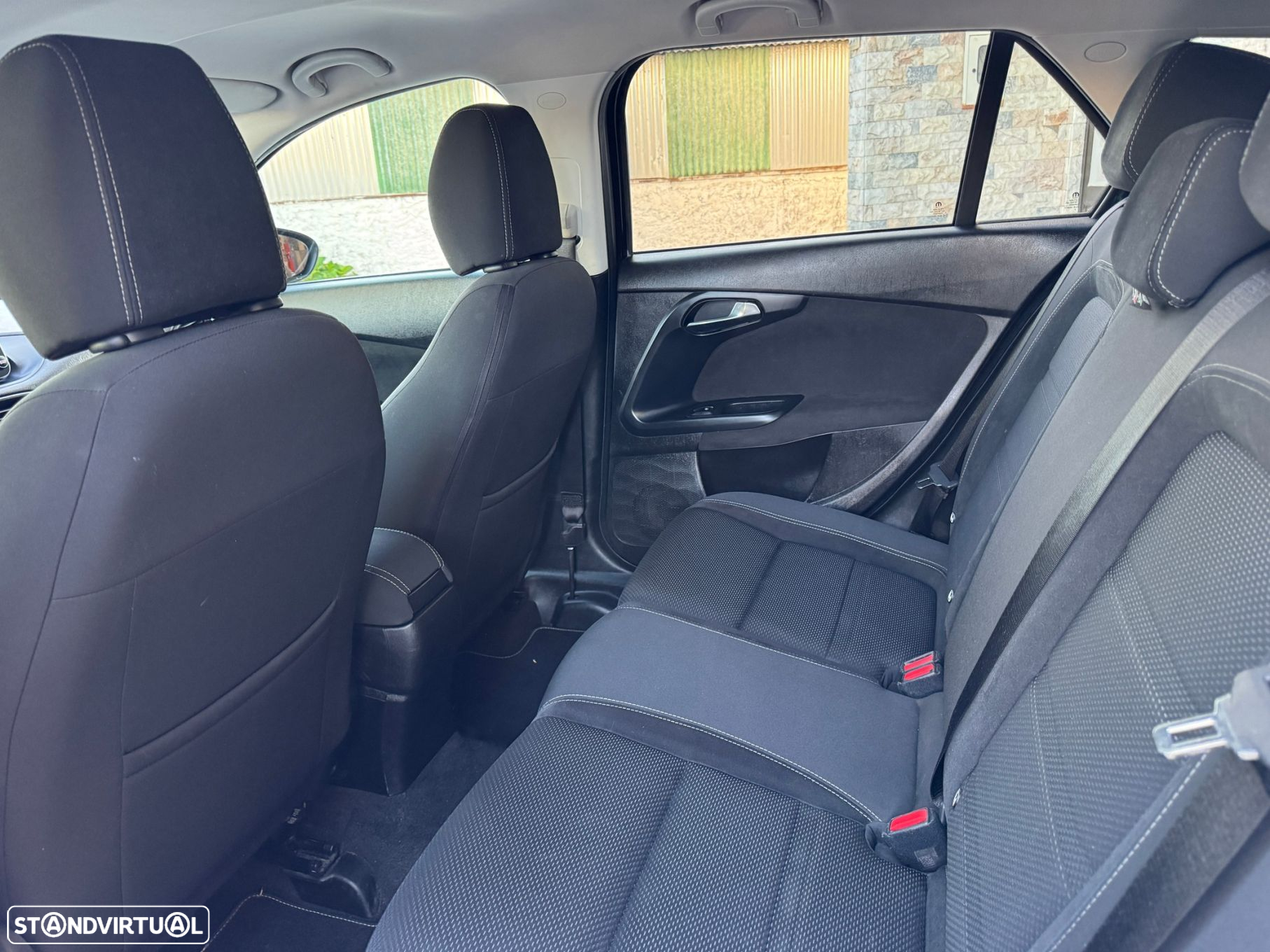 Fiat Tipo Station Wagon 1.3 M-Jet Lounge - 16