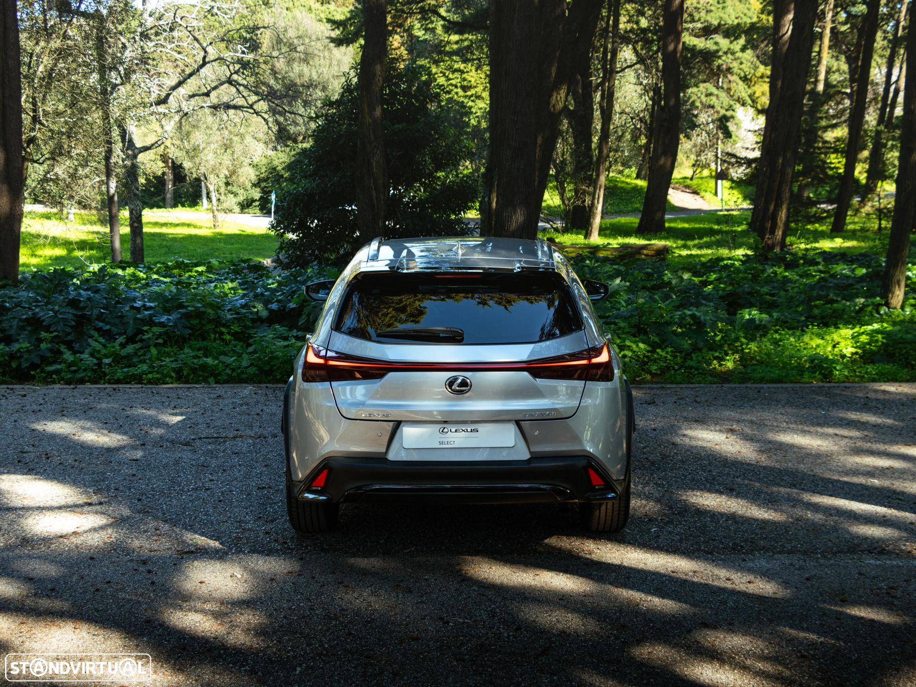 Lexus UX 250h Sport - 4