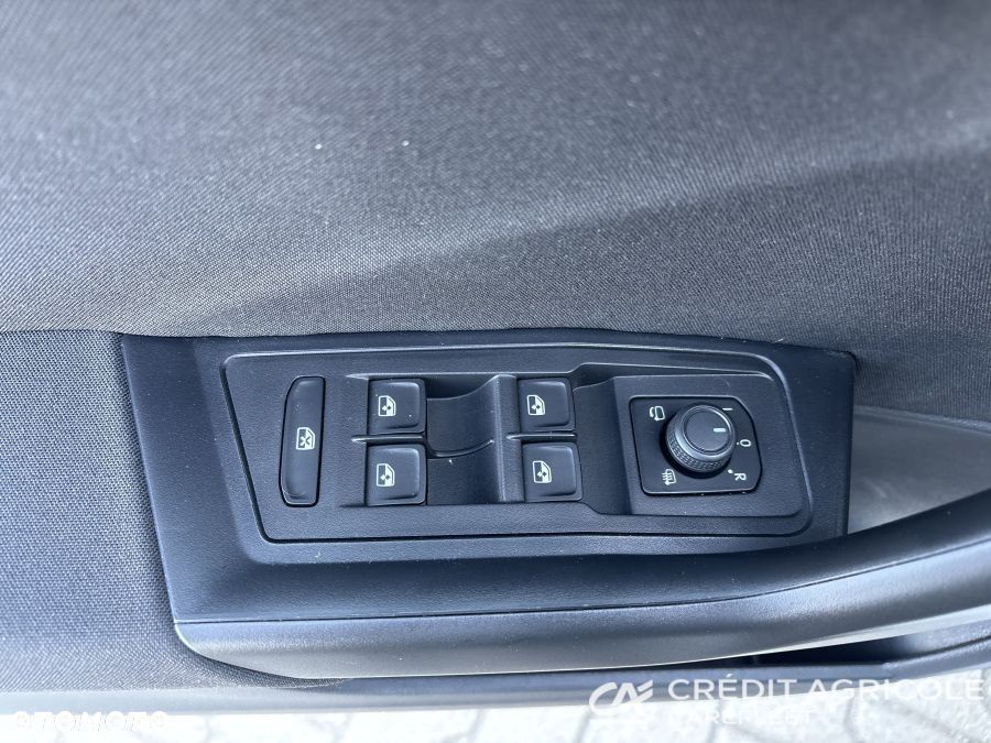Volkswagen T-Roc 1.5 TSI Life - 23
