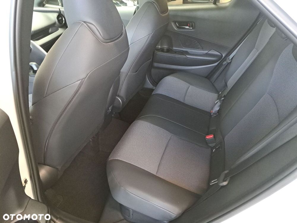 Toyota C-HR 1.8 Hybrid Executive - 26