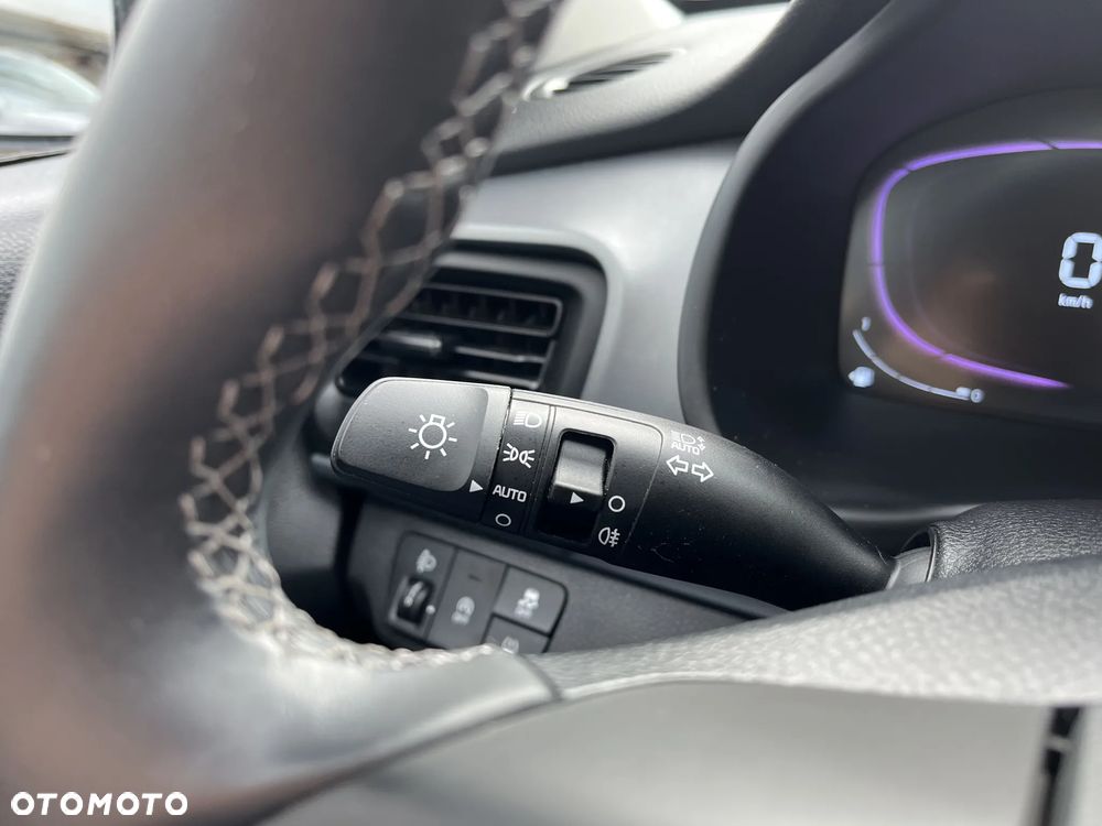 Kia Stonic 1.0 T-GDI M DCT - 23