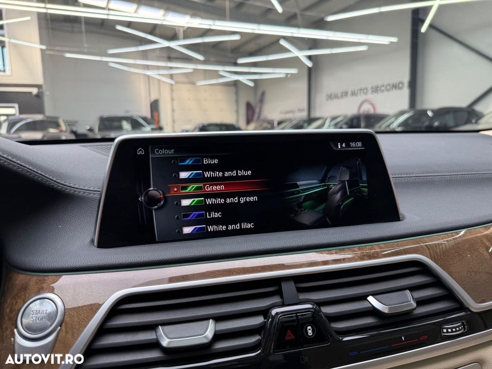 BMW Seria 7 740e iPerformance - 20