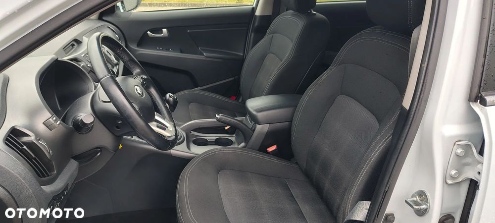 Kia Sportage 1.6 GDI Business Line M 2WD - 31