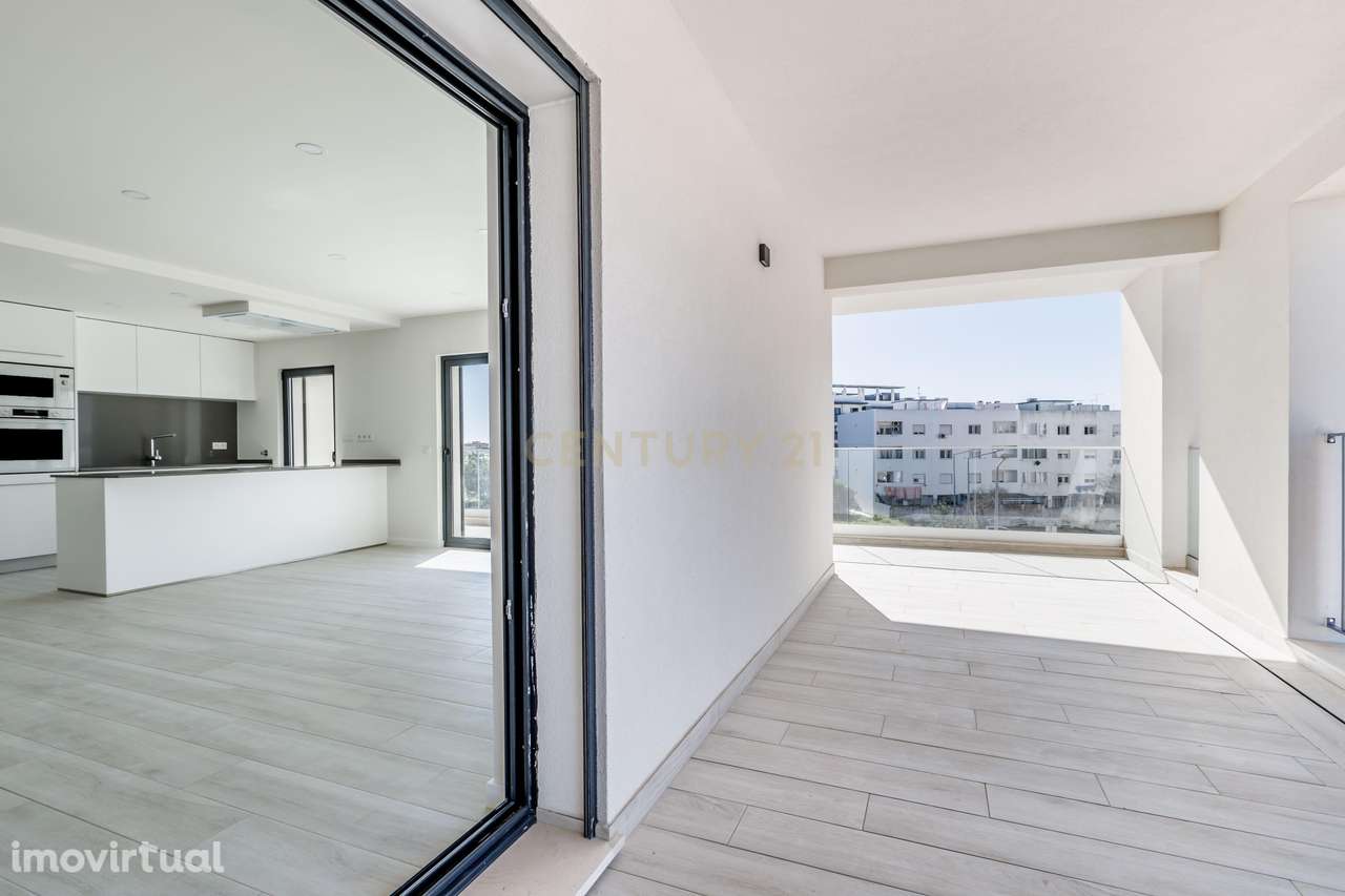 Apartamento T3 no Iris 2 – Terraços amplos, excelente exposição solar - Grande imagem: 5/25
