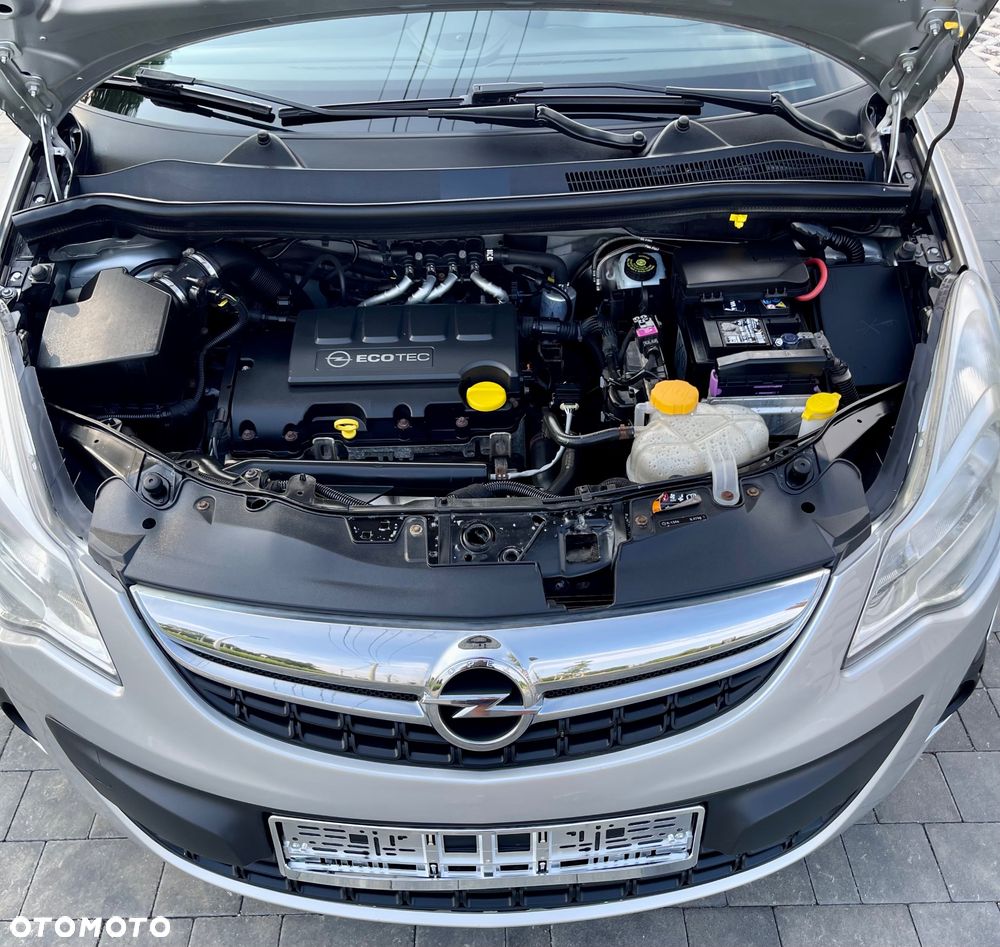 Opel Corsa 1.2 16V Cosmo - 33