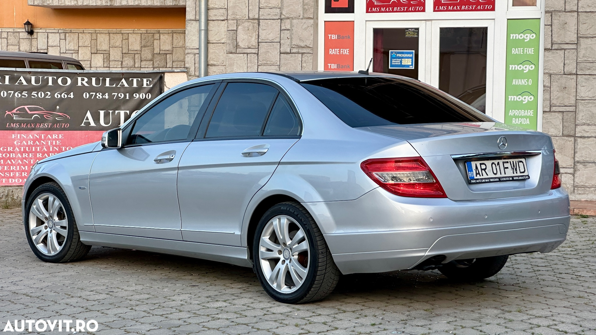 Mercedes-Benz C - 4