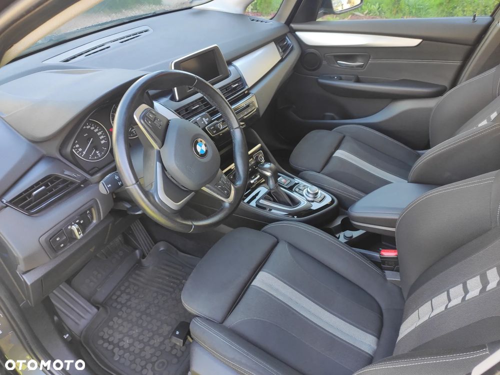 BMW Seria 2 220i Sport-Aut Advantage - 13
