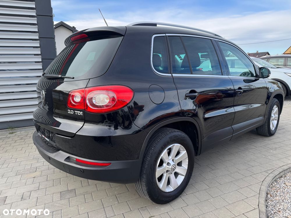 Volkswagen Tiguan 2.0 TDI DPF 4Motion BlueMotion Technology Track & Field - 12