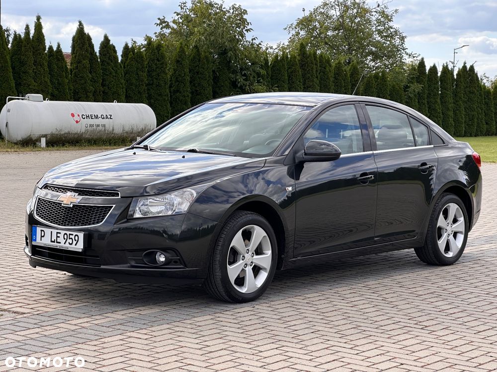 Chevrolet Cruze 1.8 LS - 2