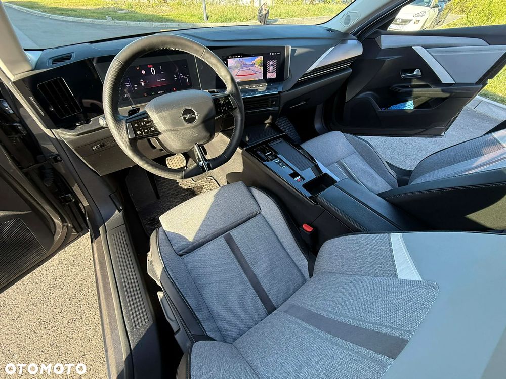 Opel Astra 1.2 T Elegance S&S - 6