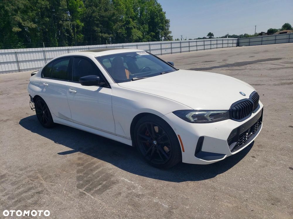 BMW Seria 3 330i xDrive M Sport - 1