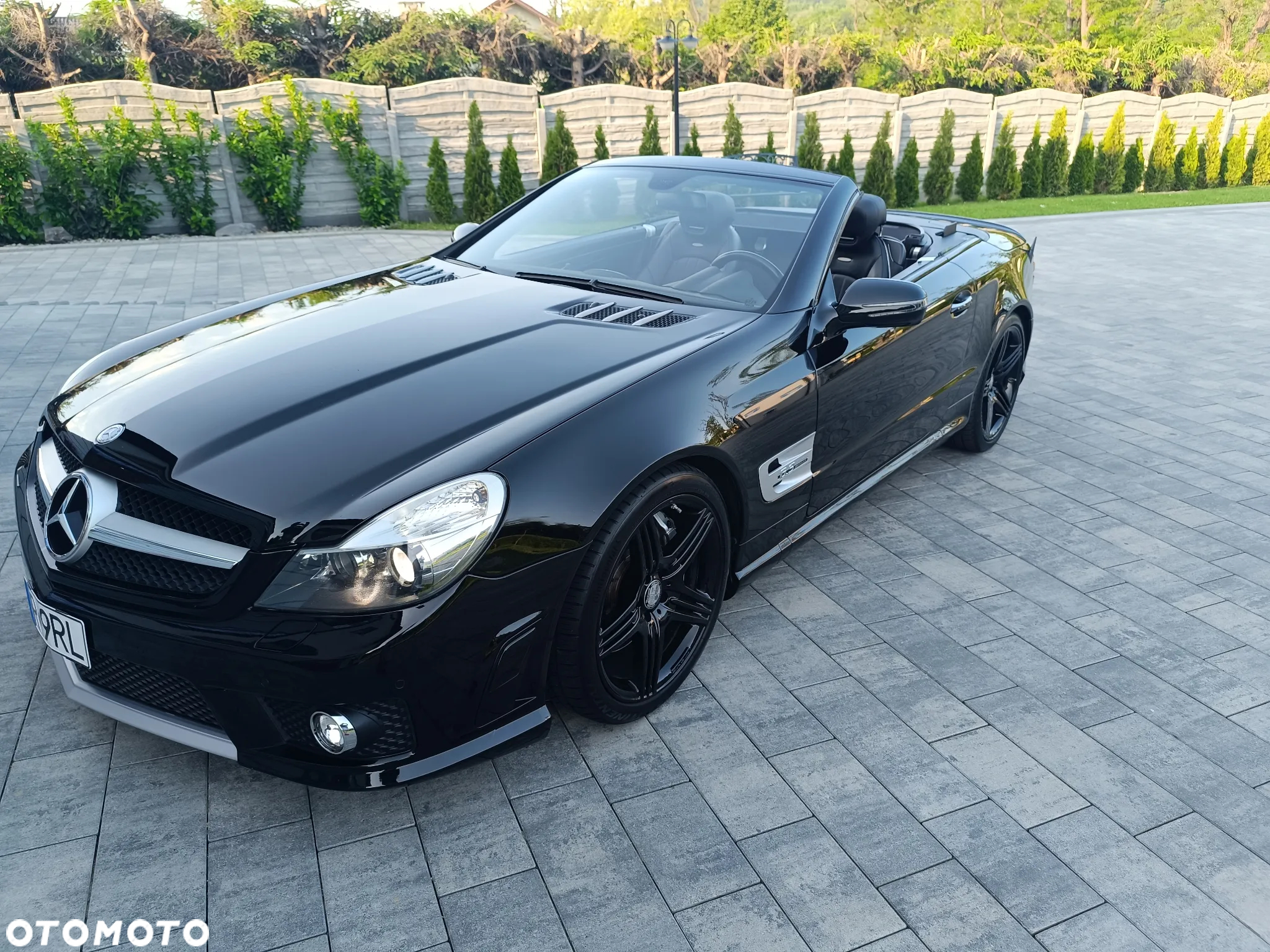 Mercedes-Benz SL 63 AMG - 32