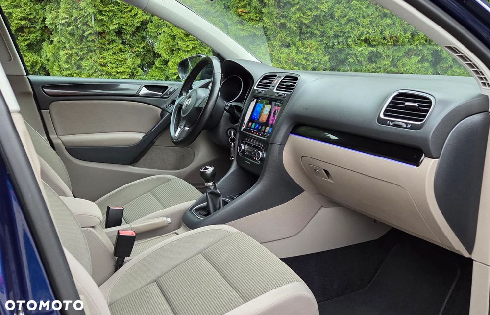 Volkswagen Golf - 21