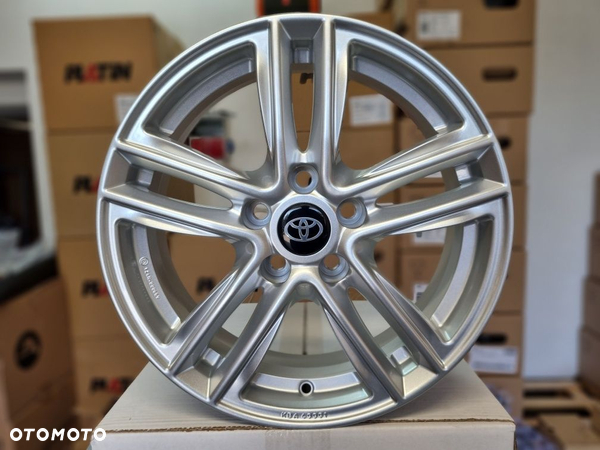 Toyota C-HR 17 " Nowe Felgi Aluminiowe 5x114,3 C-HR II gen. Srebrne