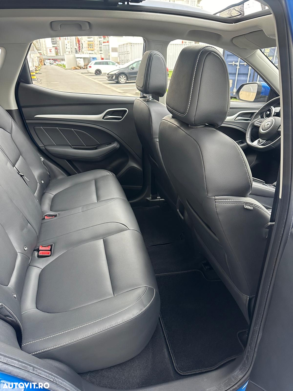 MG ZS EV Luxury - 14