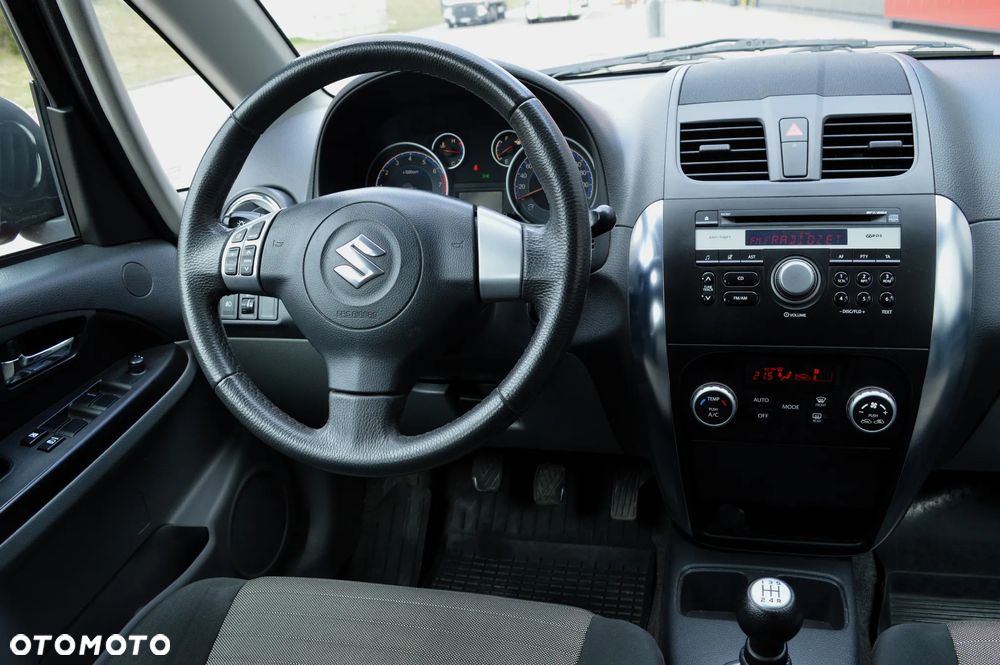 Suzuki SX4 1.6 VVT 4x4 Comfort - 9