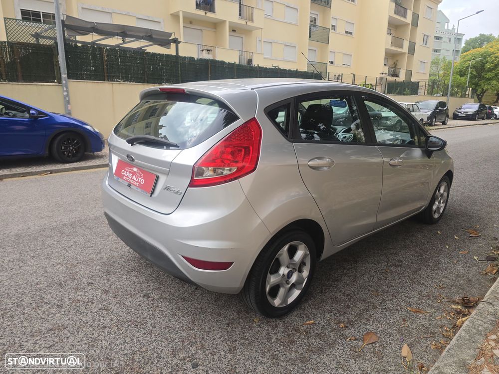 Ford Fiesta - 7