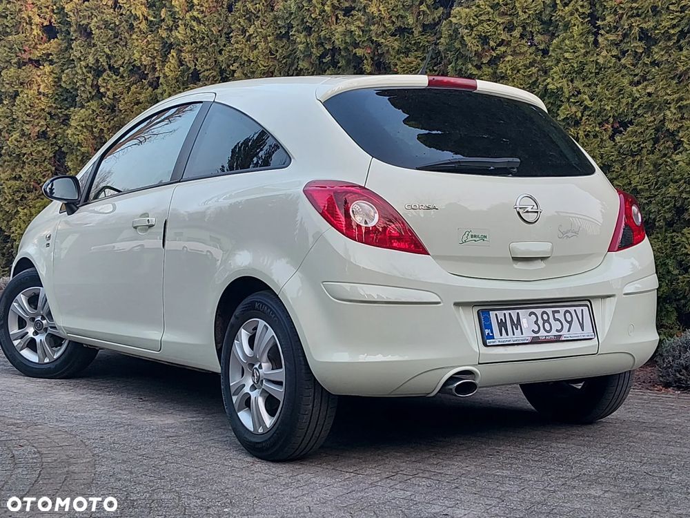 Opel Corsa 1.4 16V 150 Jahre - 37