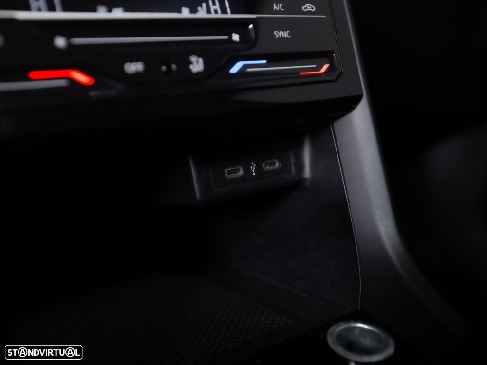 VW T-Cross 1.0 TSI Life - 18