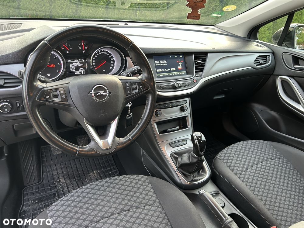 Opel Astra - 8