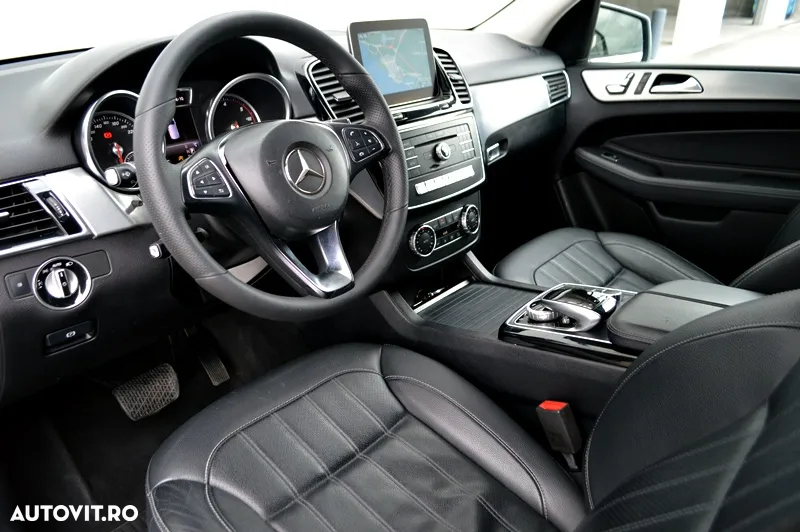 Mercedes-Benz GLE 250 d 4Matic 9G-TRONIC AMG Line - 11