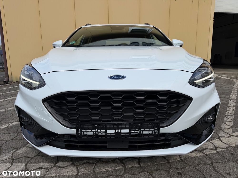 Ford Focus 1.5 EcoBoost STart-Stopp-System ST-LINE - 2