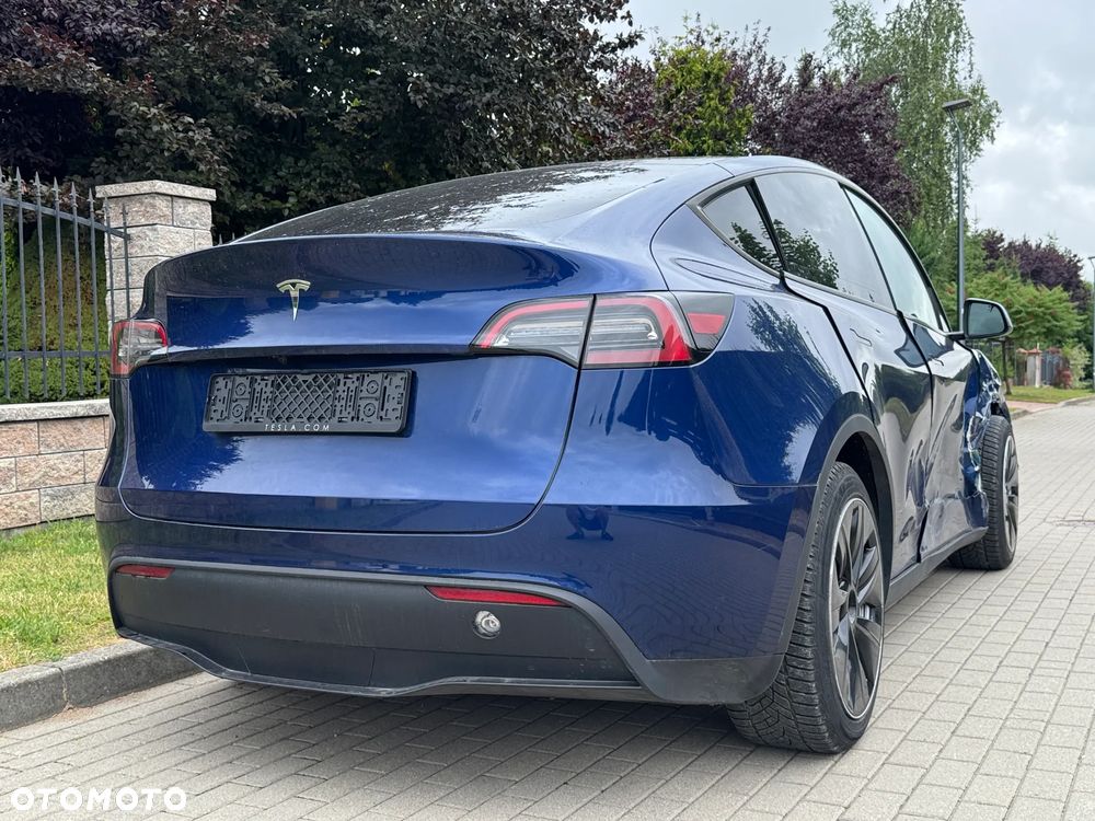 Tesla Y Standard - 7