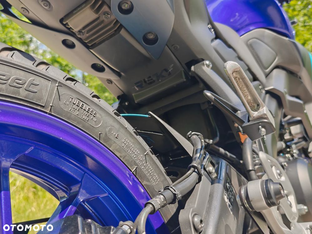 Yamaha MT - 9