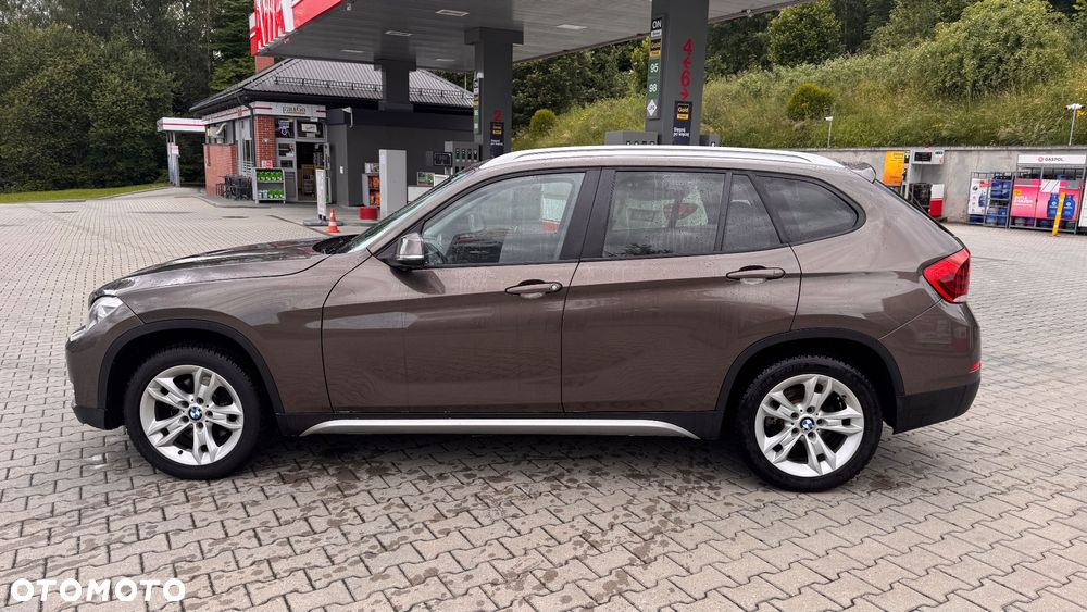 BMW X1 sDrive18d Sport Line - 4