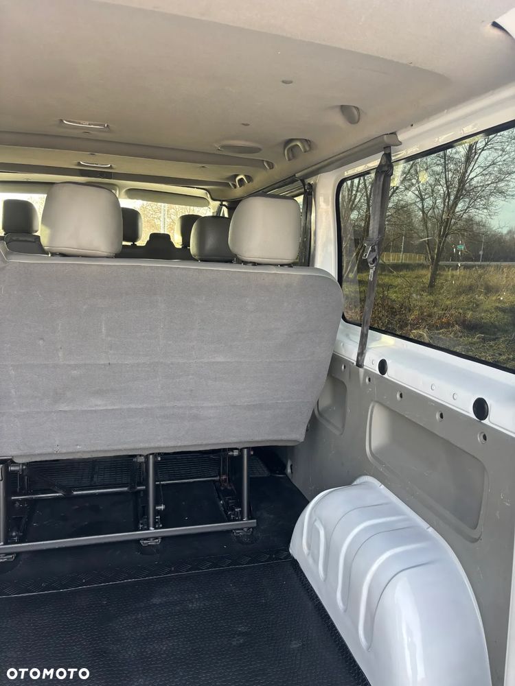 Opel Vivaro L2H1 2.9t Essentia - 29