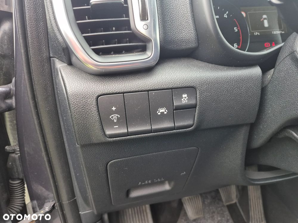 Kia Sportage 2,0 CRDI AWD Spirit - 16