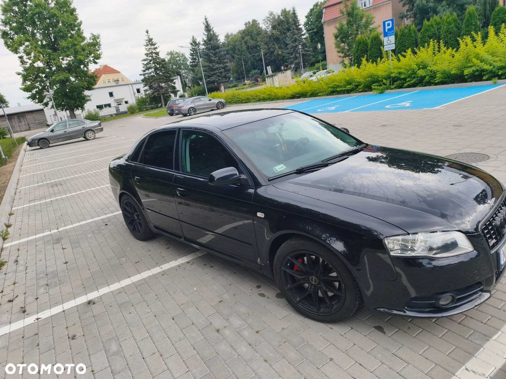 Audi A4 Avant - 4