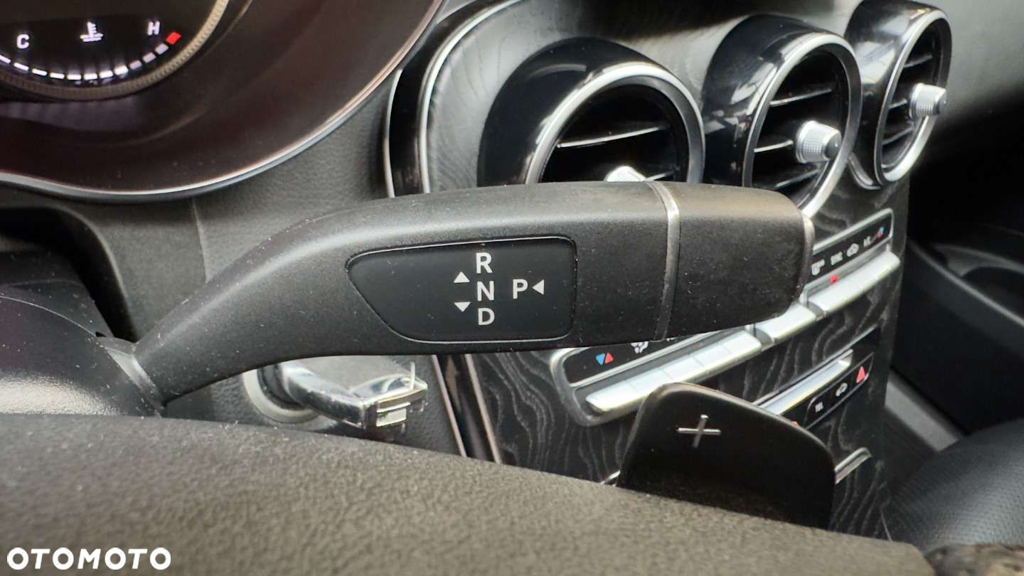 Mercedes-Benz GLC - 26