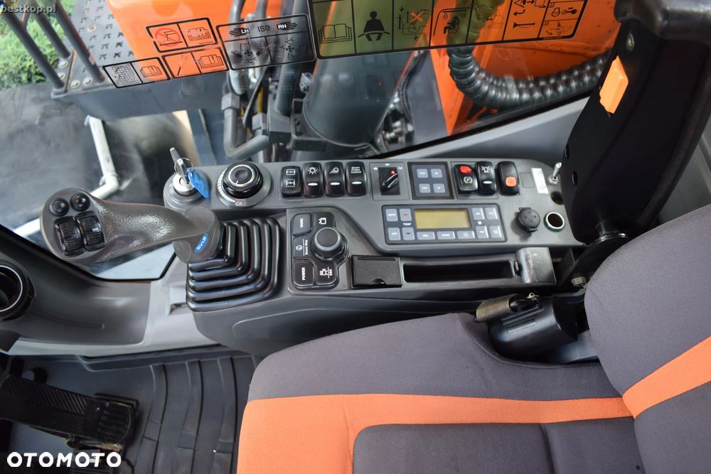 Doosan DX170W-5 - 30