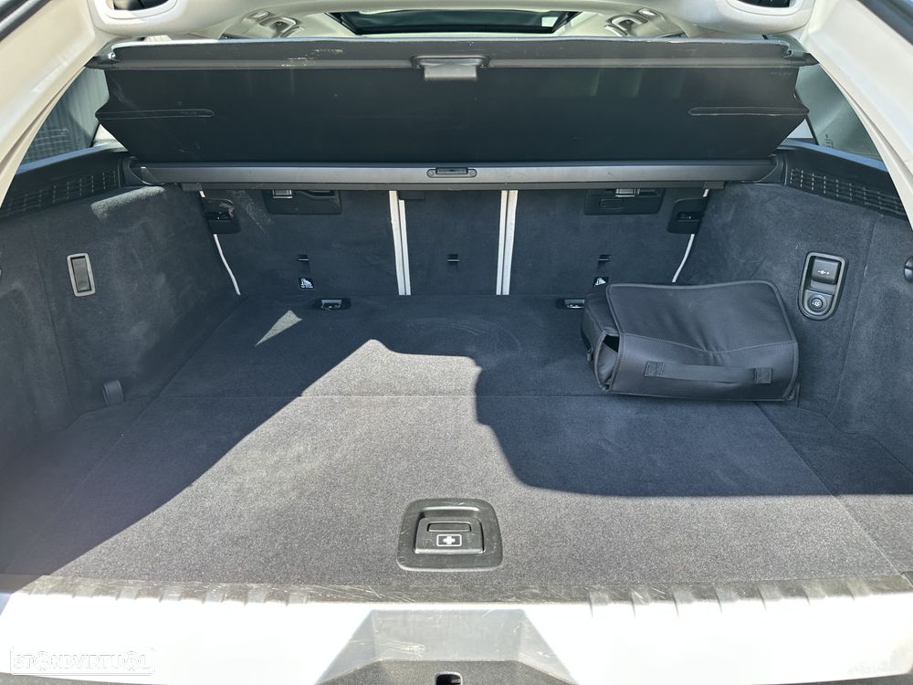 BMW 530 e xDrive Aut. Luxury Line - 54