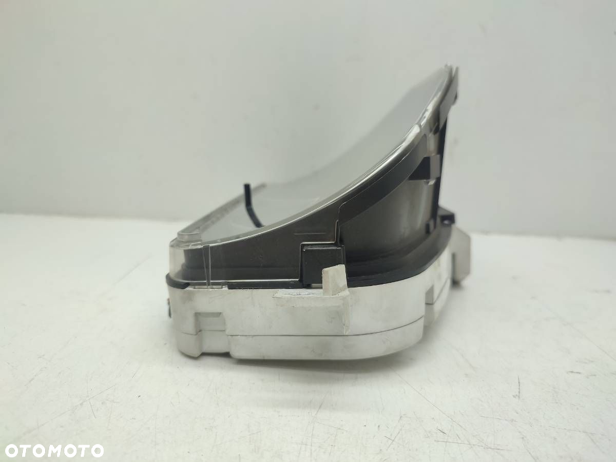 LICZNIK ZEGARY VOLVO V50 1.6 D EU 30773210 - 4