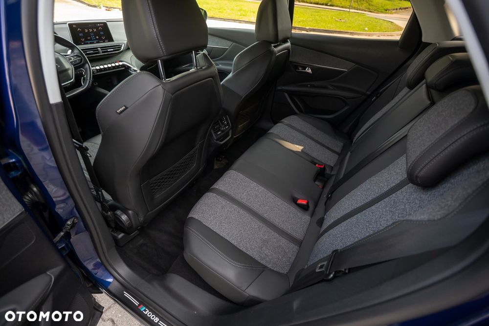 Peugeot 3008 HDi 150 Allure - 19