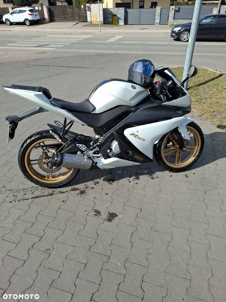Yamaha YZF - 2