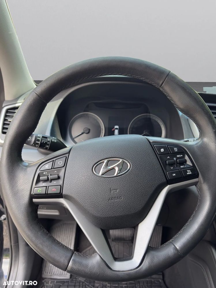 Hyundai Tucson 2.0 CRDI 4WD 6AT Premium+ - 14