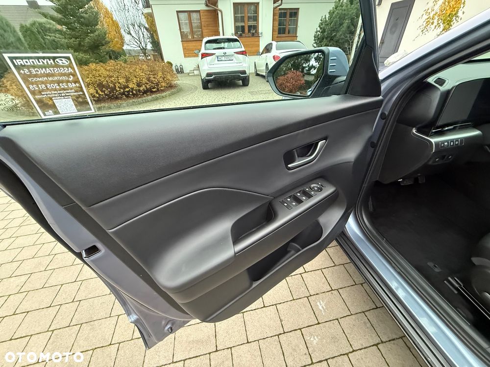 Hyundai Kona 1.6 GDI Hybrid Platinum DCT - 12