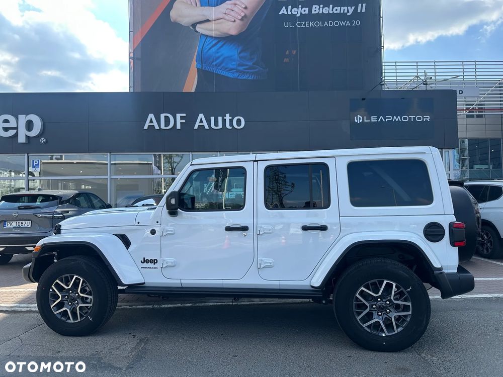 Jeep Wrangler Unlimited GME 2.0 Turbo Sahara - 4