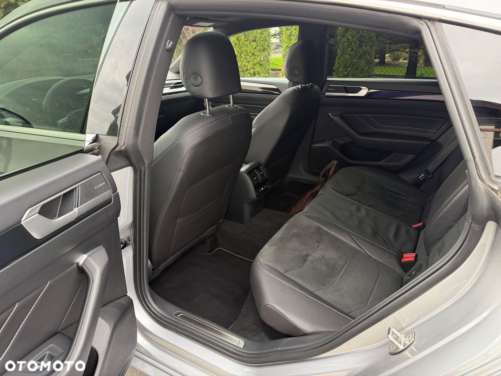 Volkswagen Arteon 2.0 TDI R-Line DSG - 24