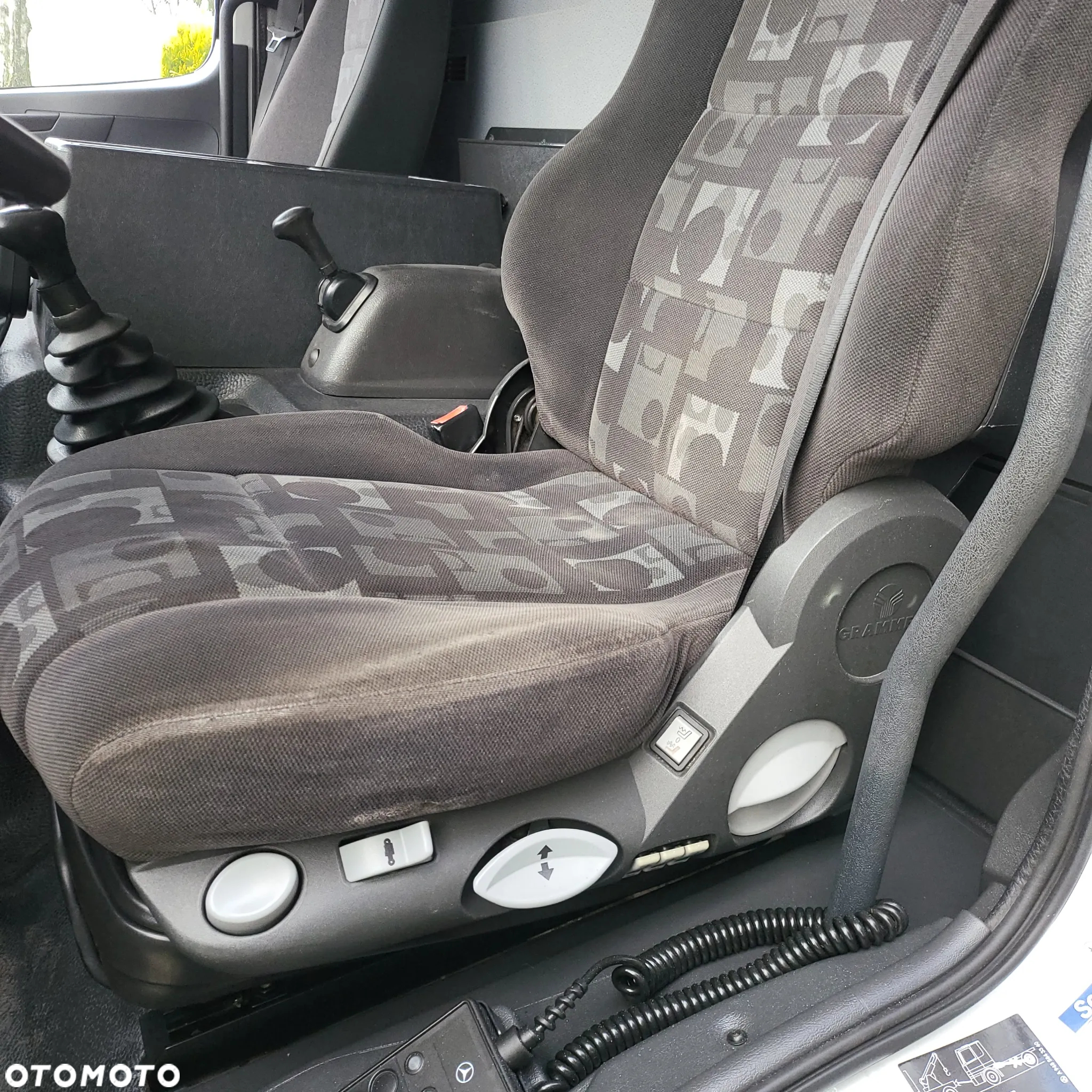 Mercedes-Benz Atego 1222 - 23