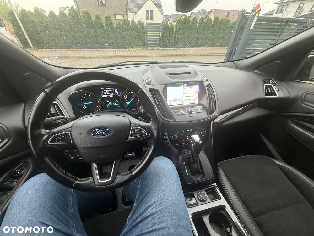 Ford Kuga 2.0 TDCi AWD ST-Line - 12