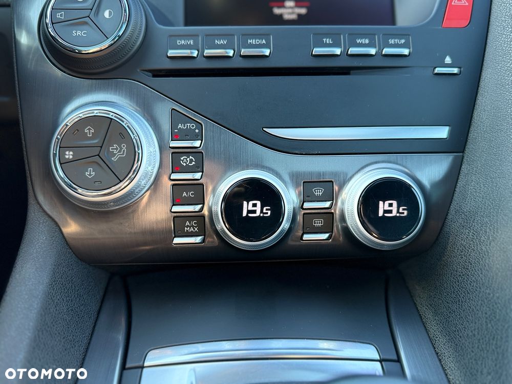 Citroën DS5 BlueHDi 180 SoChic - 27