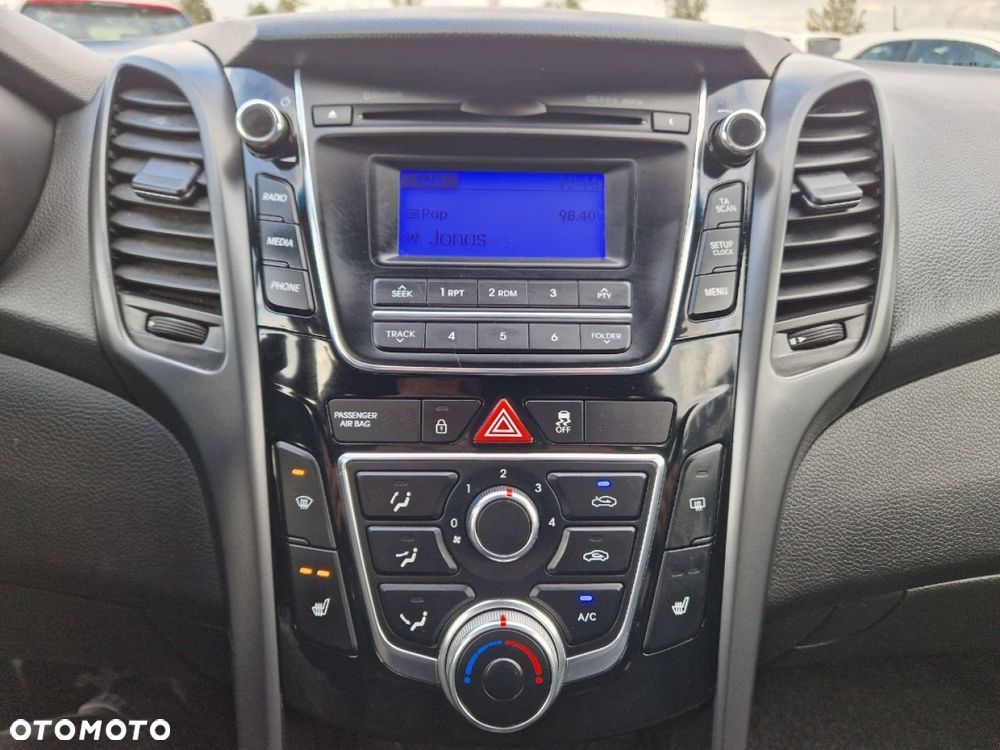 Hyundai i30 1.6 CRDI DCT Passion - 13