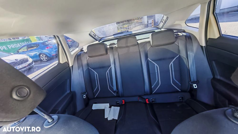 Volkswagen Taigo 1.0 TSI Style - 6