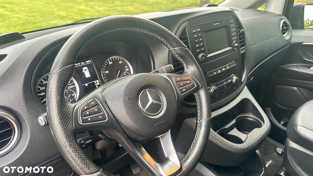 Mercedes-Benz VITO - 11